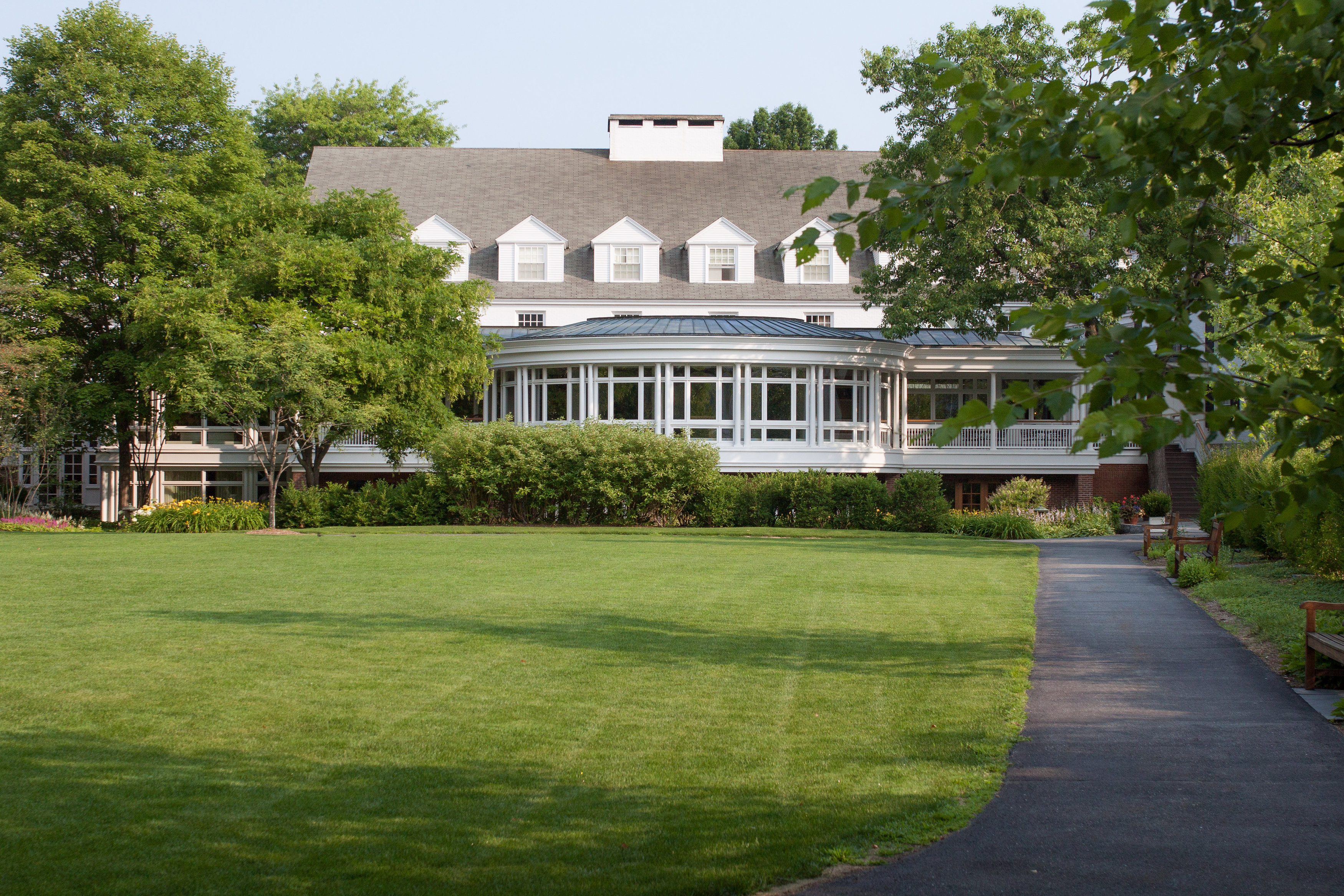 South Lawn Meeting Space