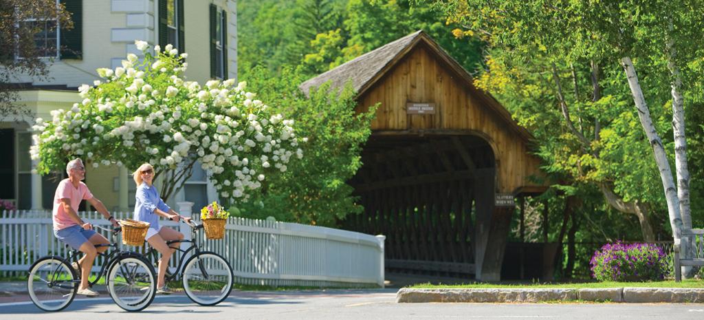 Resort guests biking around Woodstock, VT