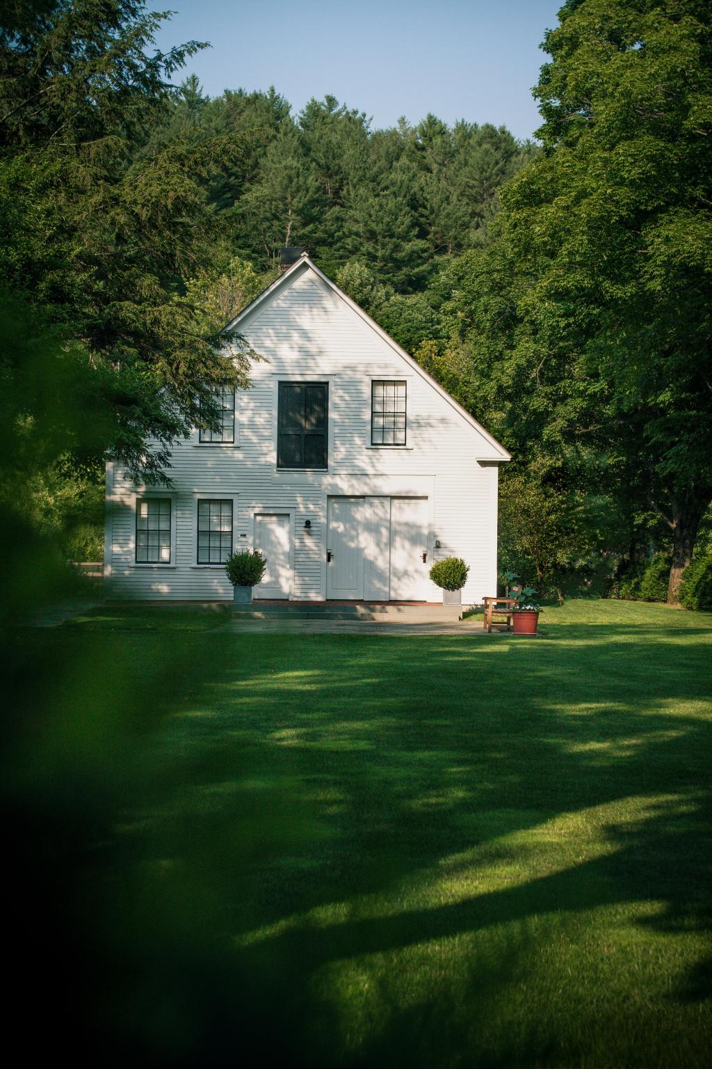 Paul Barn Lawn