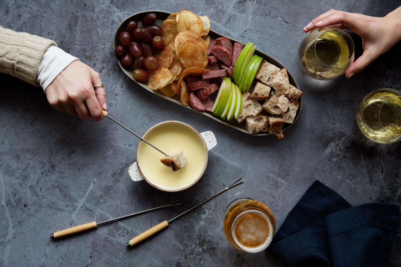 Richardson's Tavern Cheese Fondue