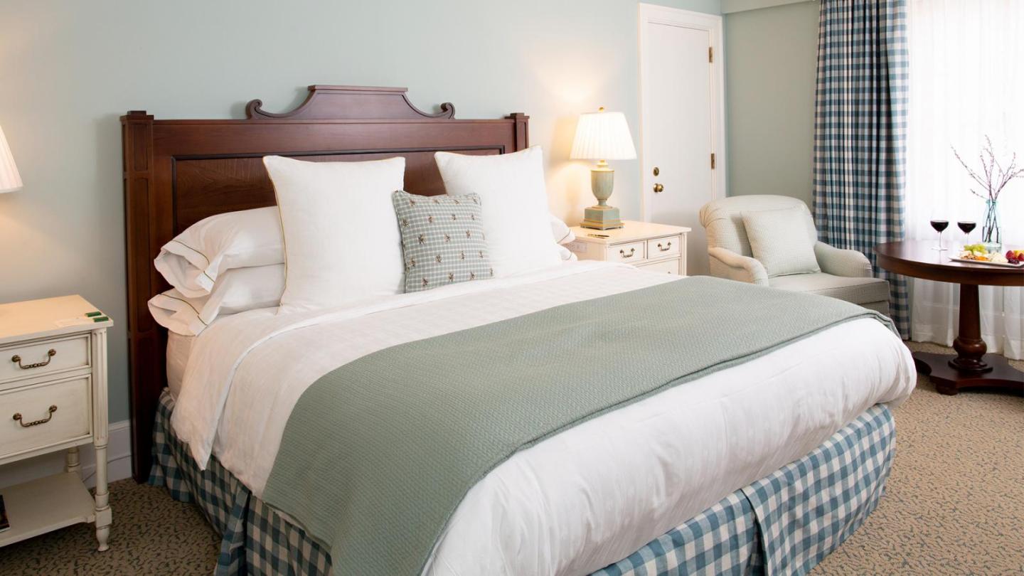 Kingsize Bed Connecting