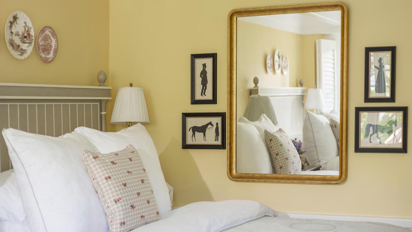 Tavern Two Queens Bed