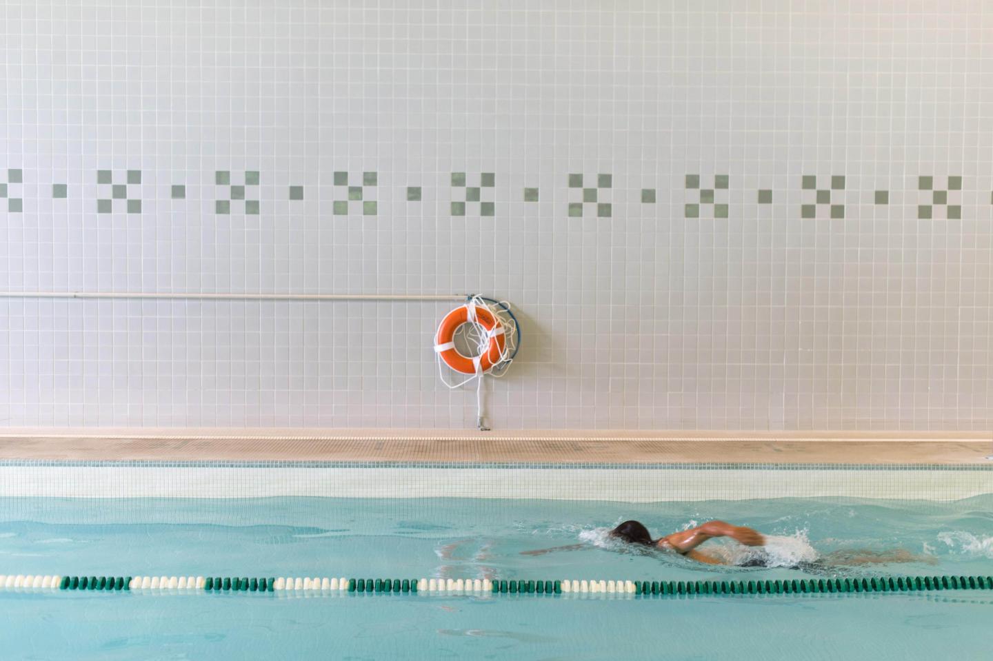 lap lane pool