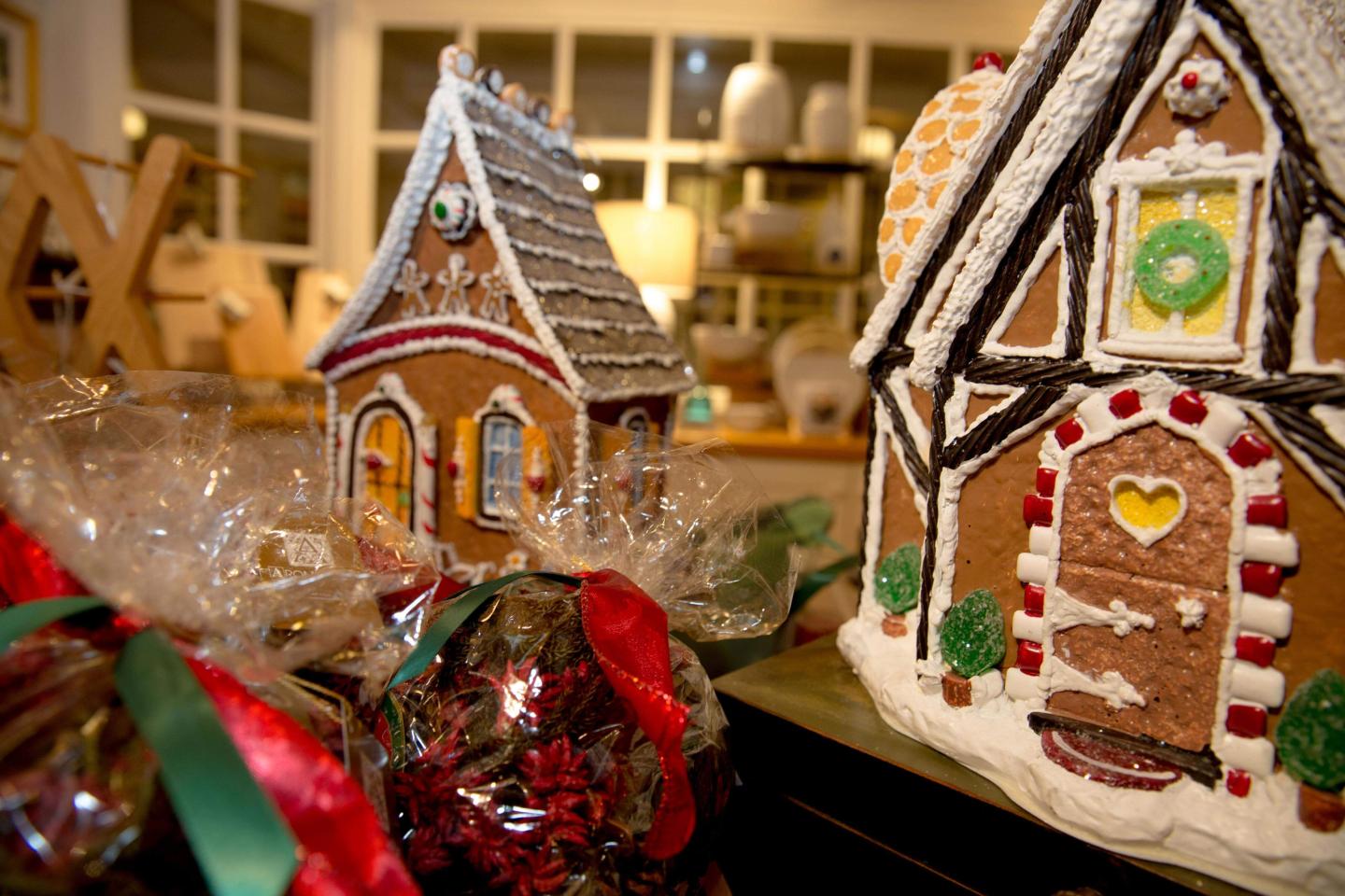 gingerbread houses