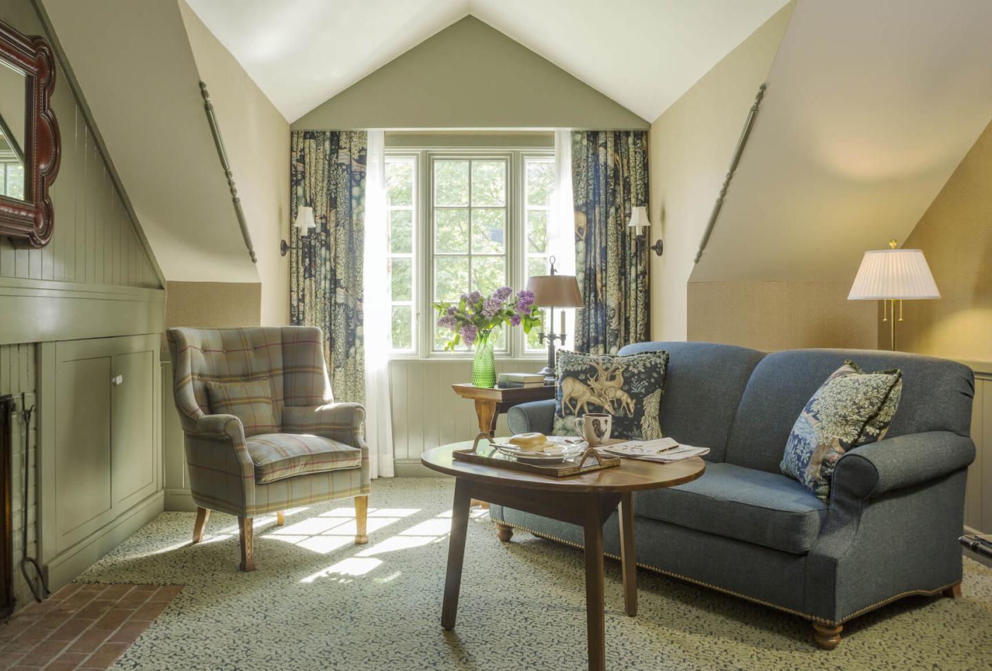 Laurance's Study Living Room