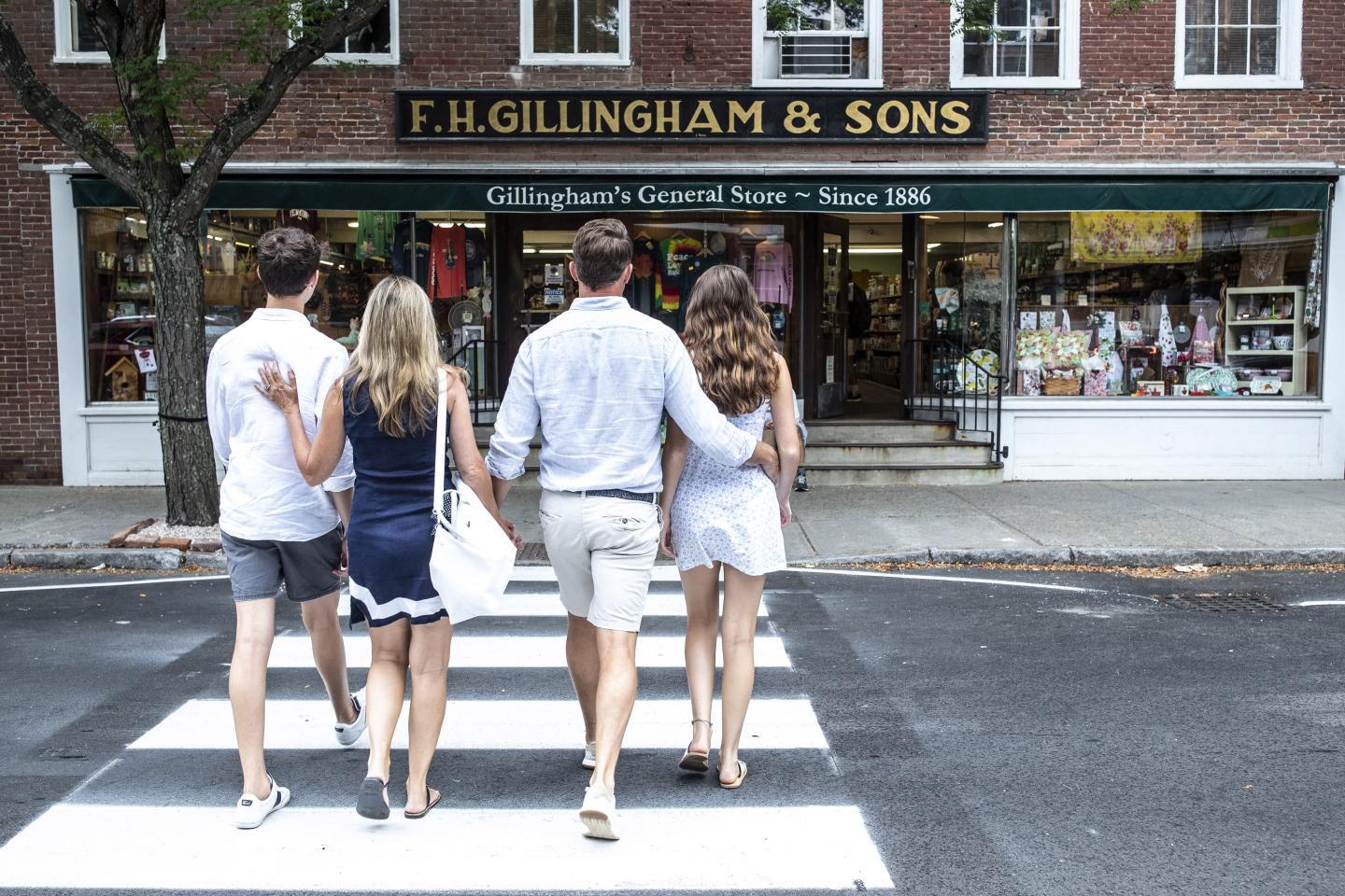 Shopping in Woodstock