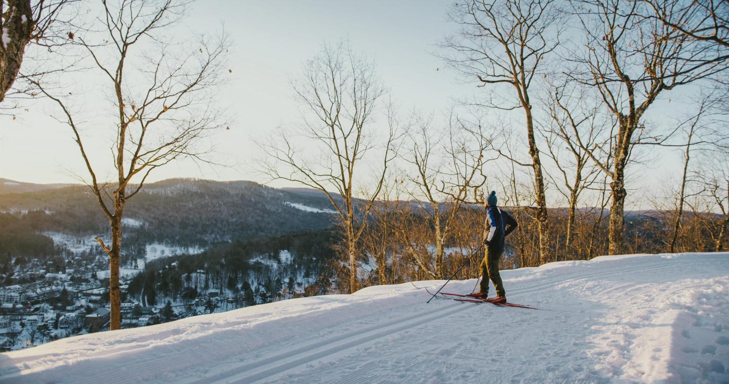 Skier on Mt Tom at sunrise